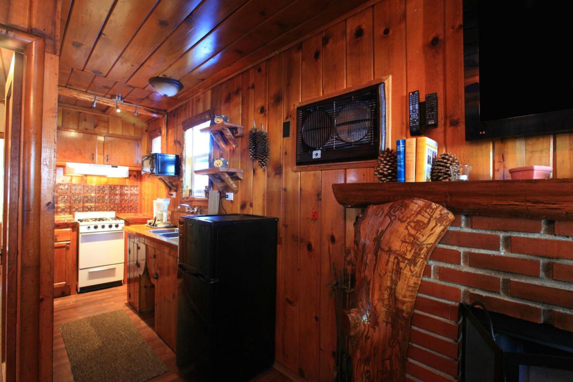 Sleepy Hollow Cabins And Hotel Crestline المظهر الخارجي الصورة