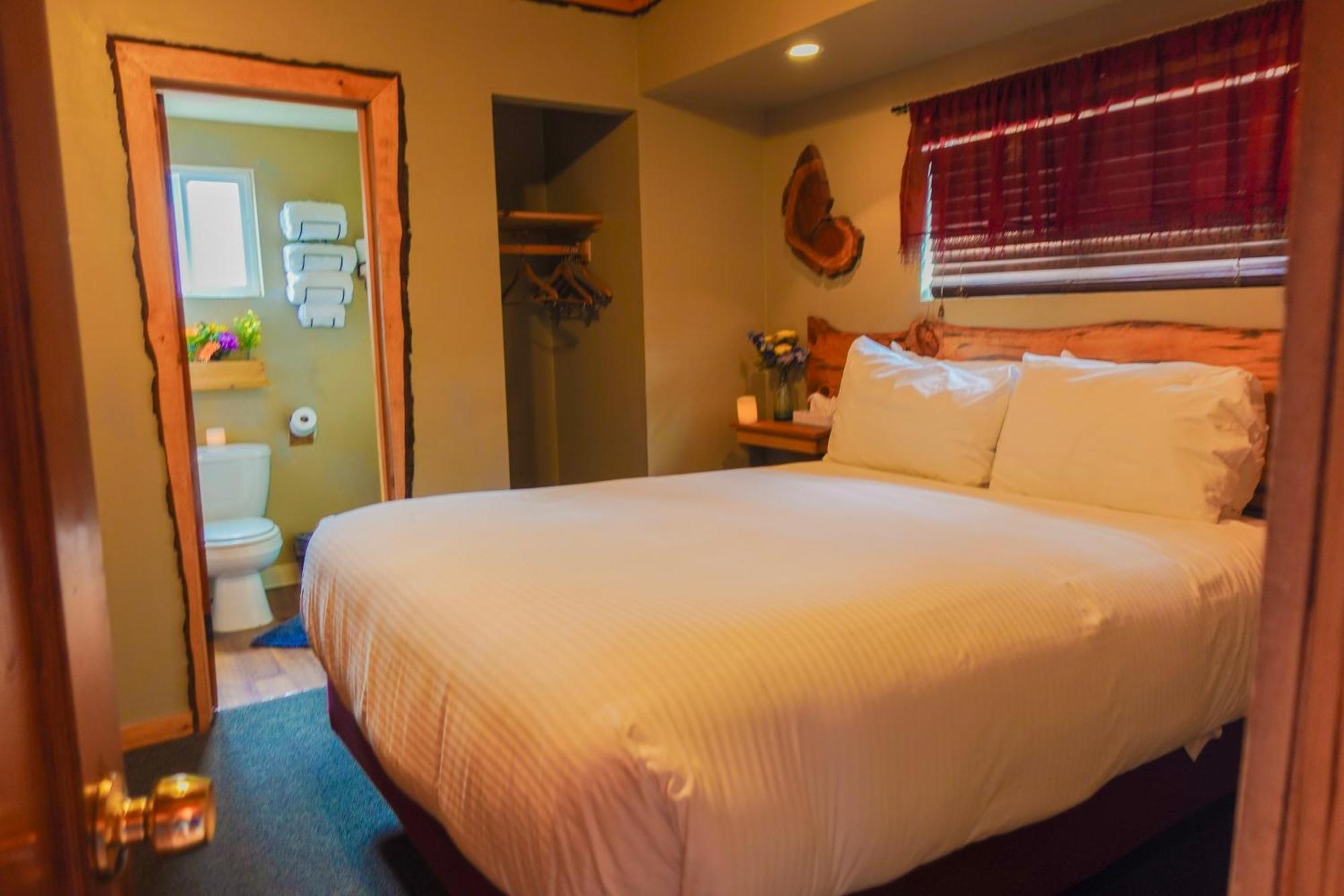 Sleepy Hollow Cabins And Hotel Crestline المظهر الخارجي الصورة