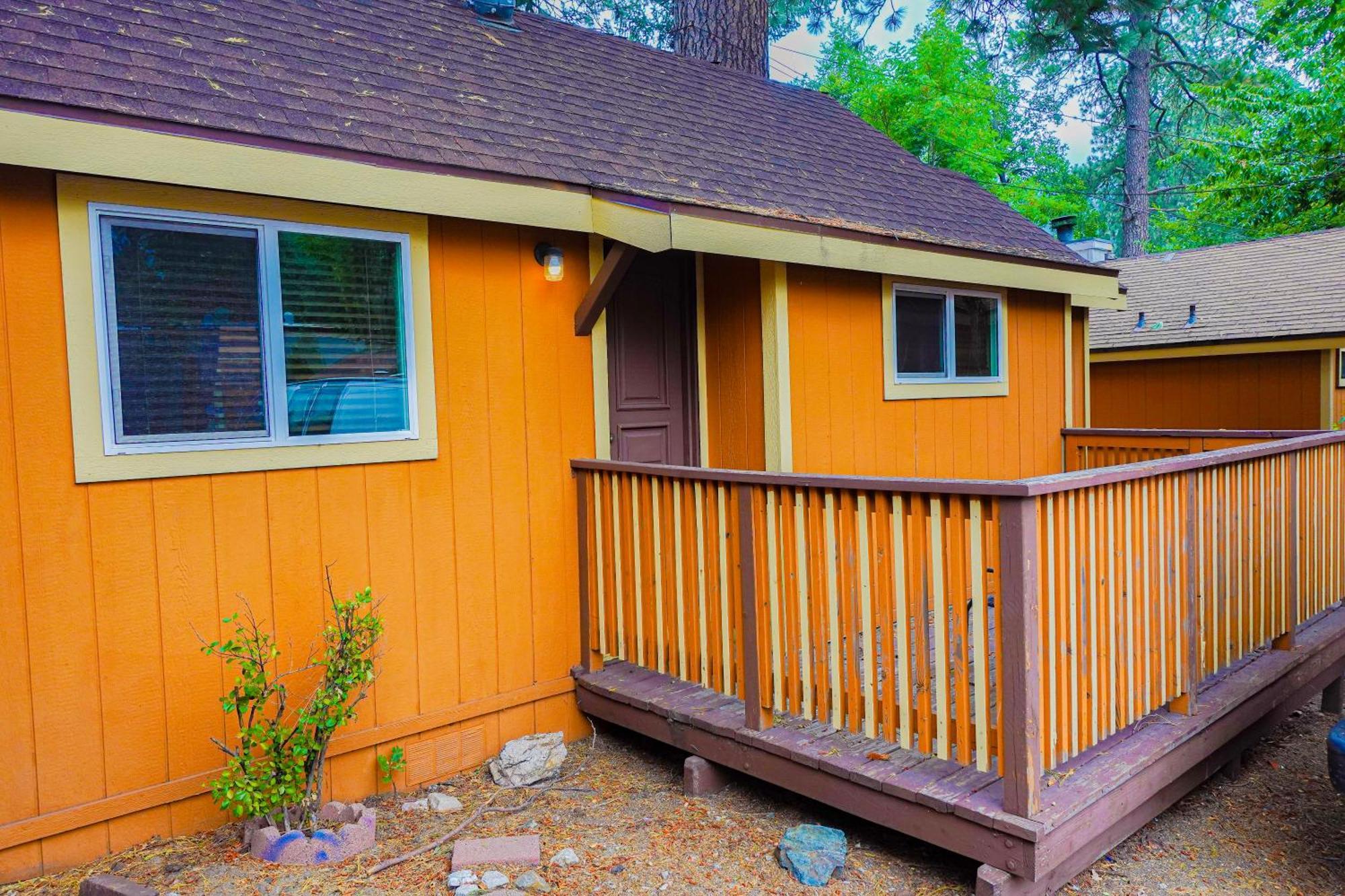 Sleepy Hollow Cabins And Hotel Crestline المظهر الخارجي الصورة