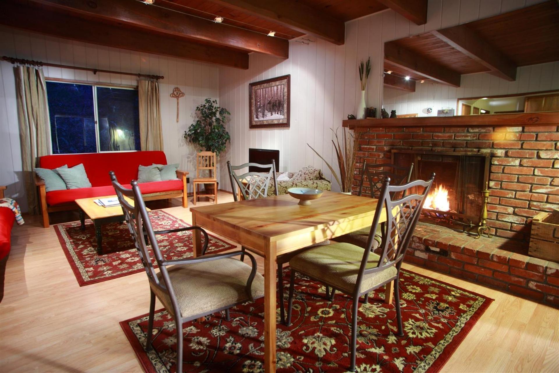 Sleepy Hollow Cabins And Hotel Crestline المظهر الخارجي الصورة