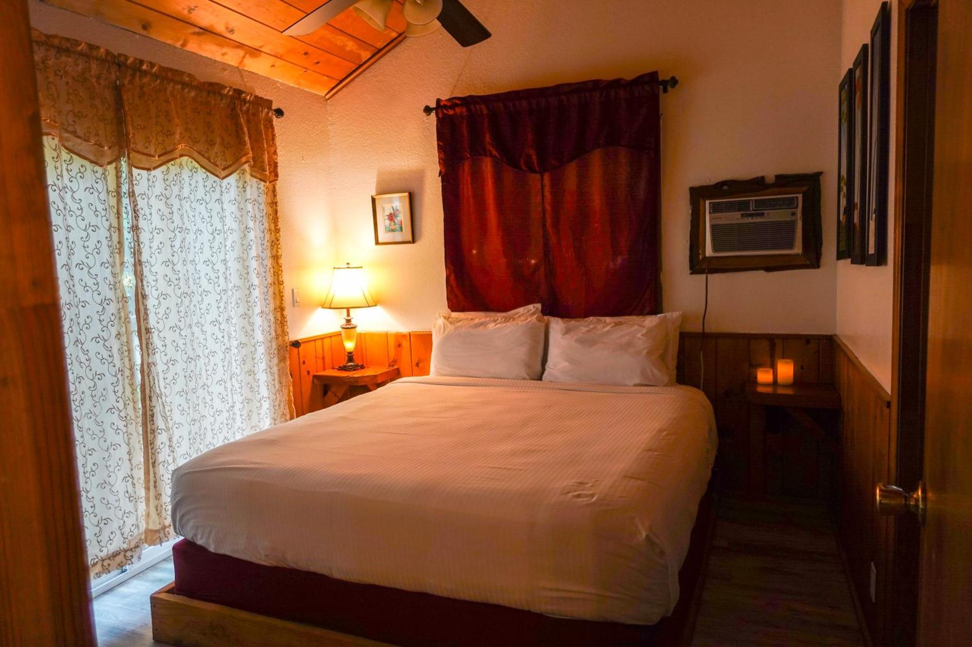 Sleepy Hollow Cabins And Hotel Crestline المظهر الخارجي الصورة