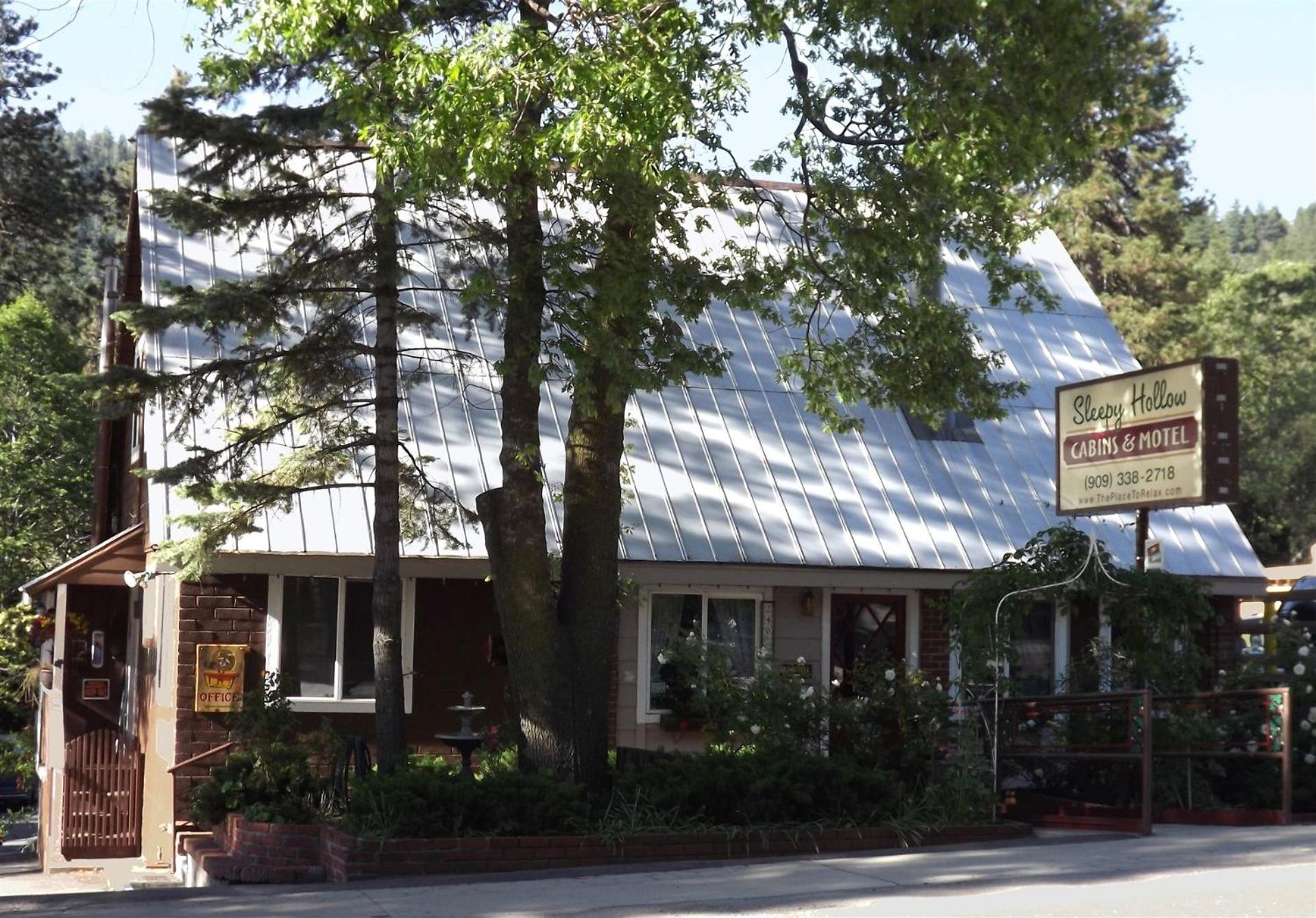 Sleepy Hollow Cabins And Hotel Crestline المظهر الخارجي الصورة